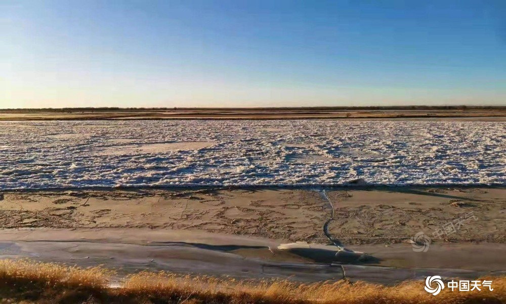 内蒙古气温回升缓慢风寒效应明显 黄河鄂尔多斯段进入封冻期