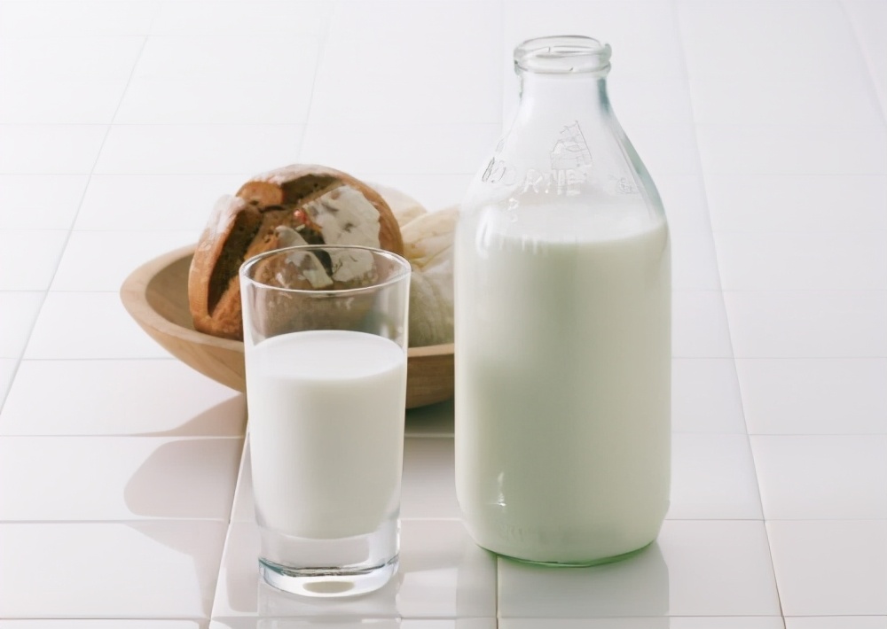 多喝牛奶“长身体”!天天喝的牛奶，到底怎么选才好？