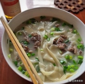 河南人公认的的5大美食,胡辣汤只排第二,第一名好吃到发抖