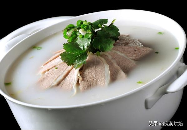 河南人公认的的17大特色美食，来河南一定要尝试一下