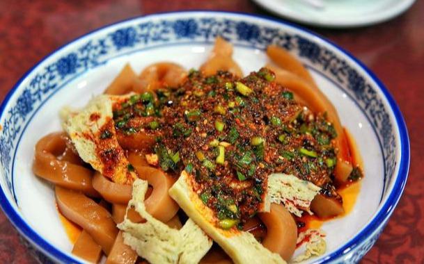对于吃货来讲,西宁这6样美食绝对不能错过,后面还附有美食攻略