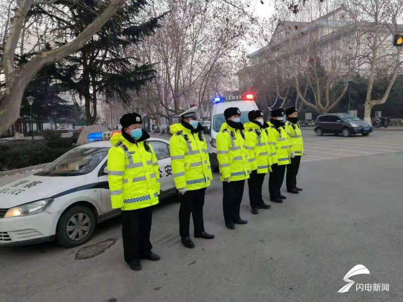24小时勤务！潍坊临朐交警全员上路确保道路交通安全