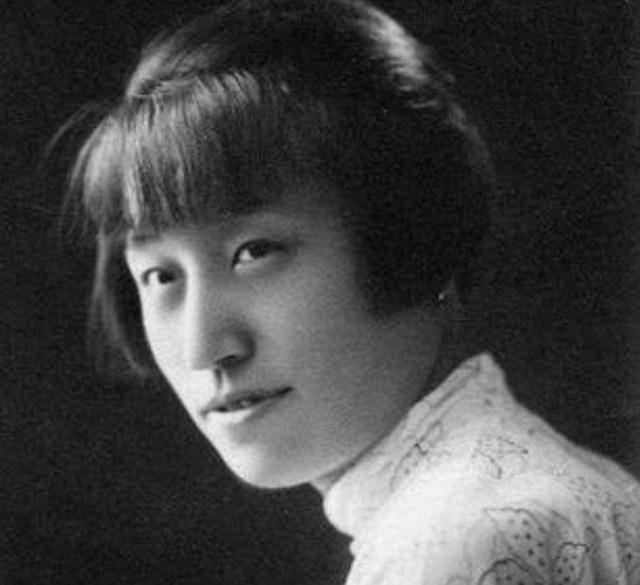 他是蒋介石女婿,也是我党特工,晚年得到大笔遗产,活到106岁
