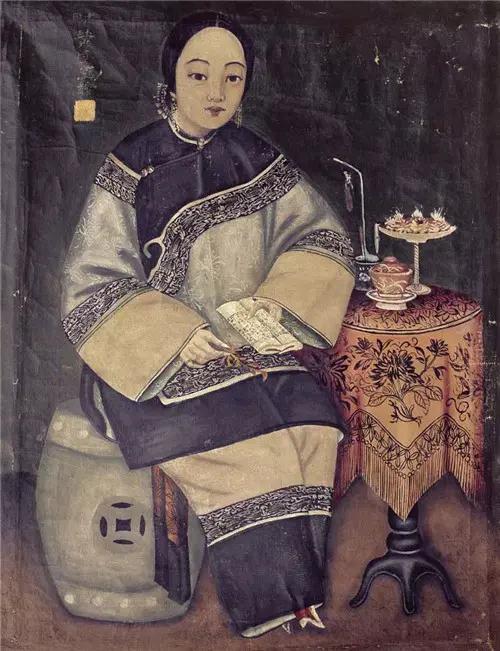 百年前,美国兄弟为何高价买走清朝美女?只因小脚可当“展览品”