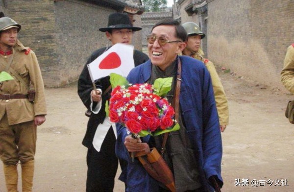七七事变第一汉奸为何是位老太太?对日军死心塌地,不顾丈夫死仇
