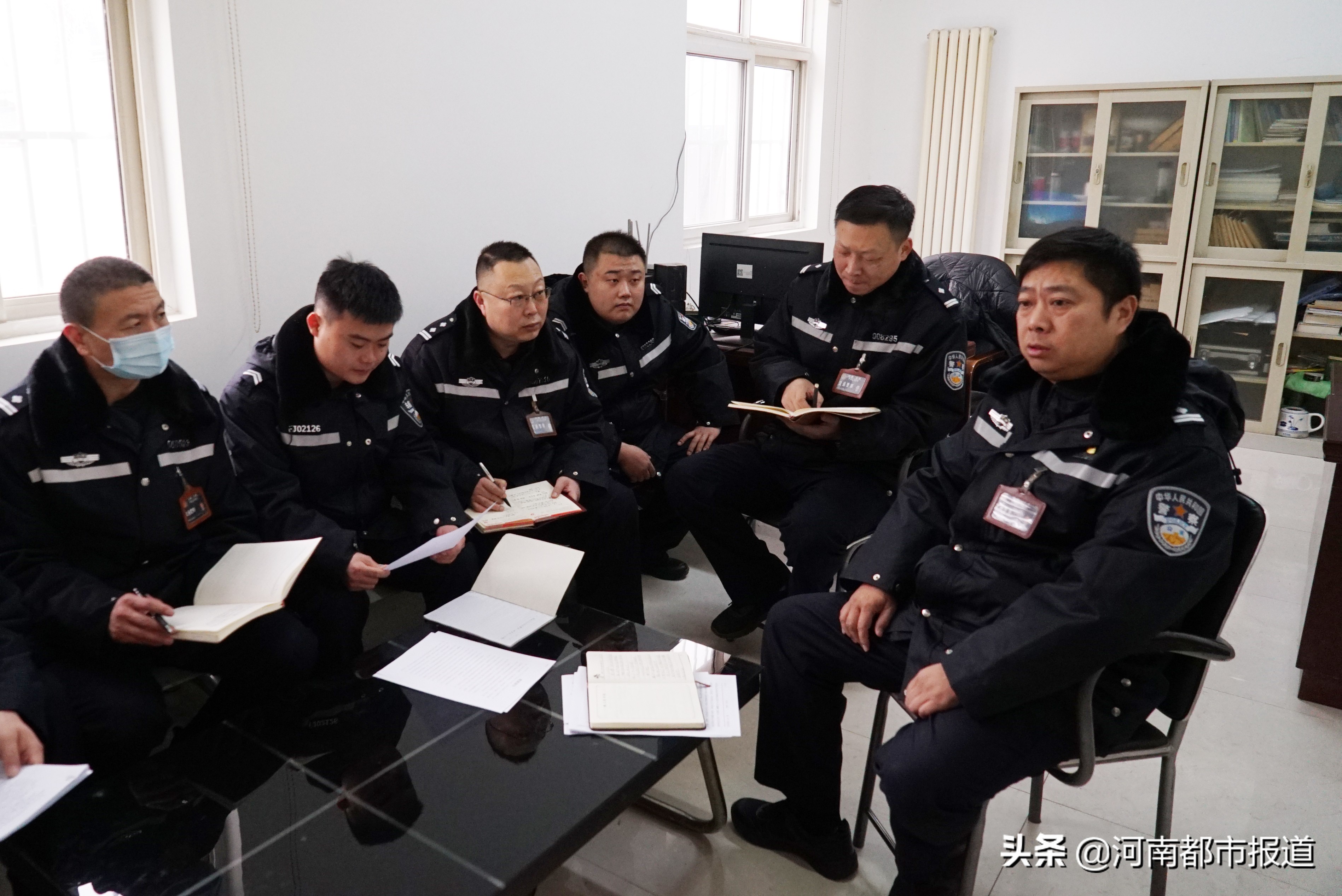 一个都逃不掉——郑州交警五大队屡克交通肇事逃逸命案的启示