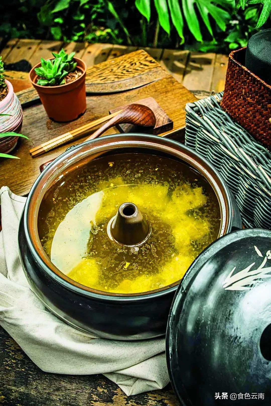 云南滇味九大流派,尽在《舌尖上的云南美食指南》