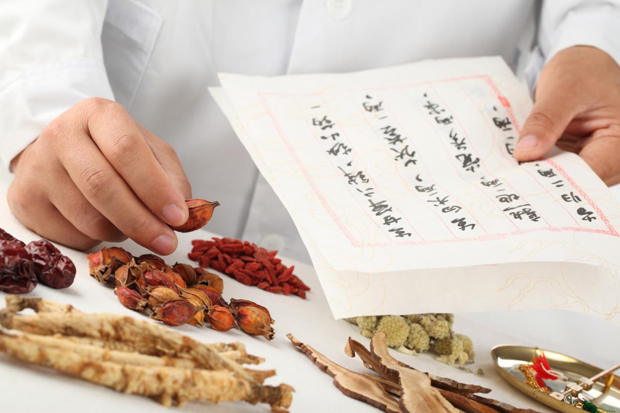 酒友:每天小酌一杯对健康有利?最新研究发现,心脏病风险增高