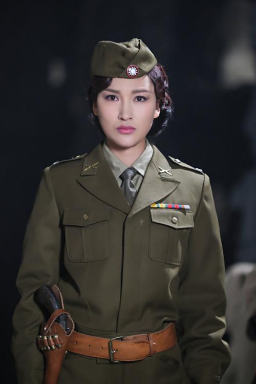 军统特级女杀手薛鸣琴,蒋经国派上海潜伏,喝醉酒一头栽进黄浦江