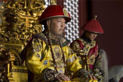 乾隆给英女王写了封信,现存大英博物馆,短短976字,尽显荒唐