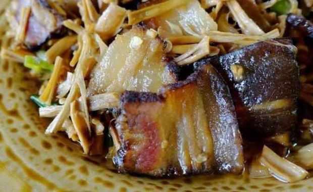 隔夜水、隔夜菜、隔夜茶、隔夜肉,哪个不能吃?听听医生的答案