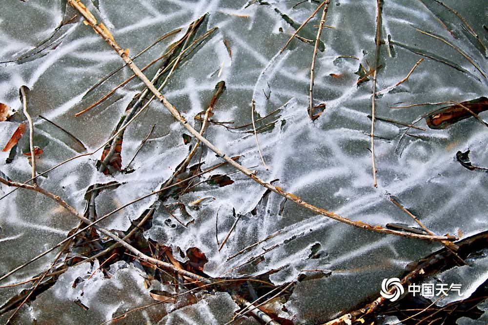 “五九”冰水相融 绘就北京昆玉河冬日之美