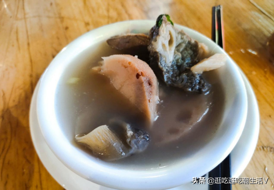 除了武汉热干面外,湖北的美食还多着呢