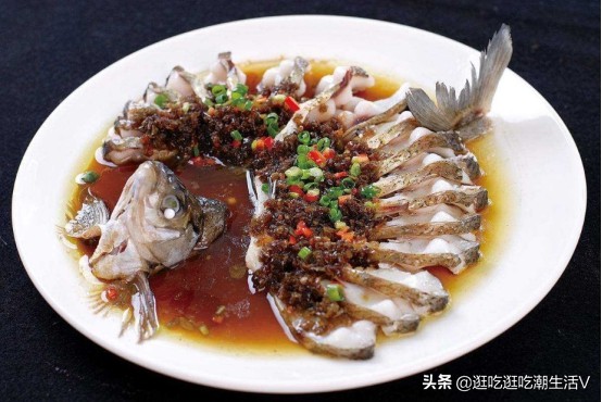 除了武汉热干面外,湖北的美食还多着呢