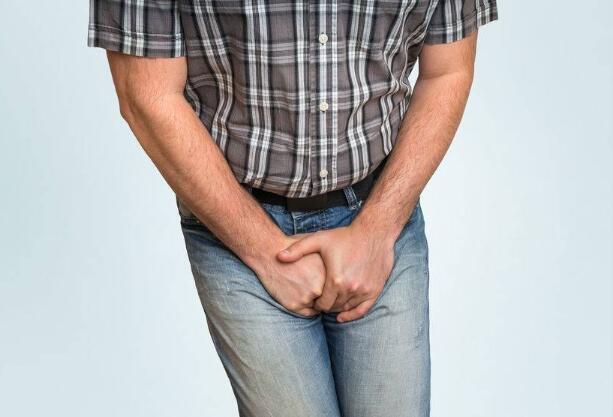 男人开始衰老时，身体会出现“2多2少”的表现，了解后，及时调理