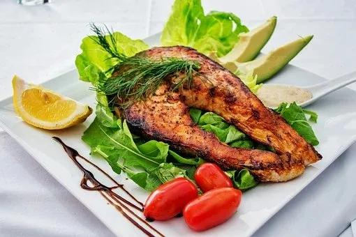 营养专家评出「优质蛋白质十佳食物」,照着吃提高免疫力