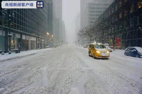 美国东北部暴风雪天气造成至少一人死亡