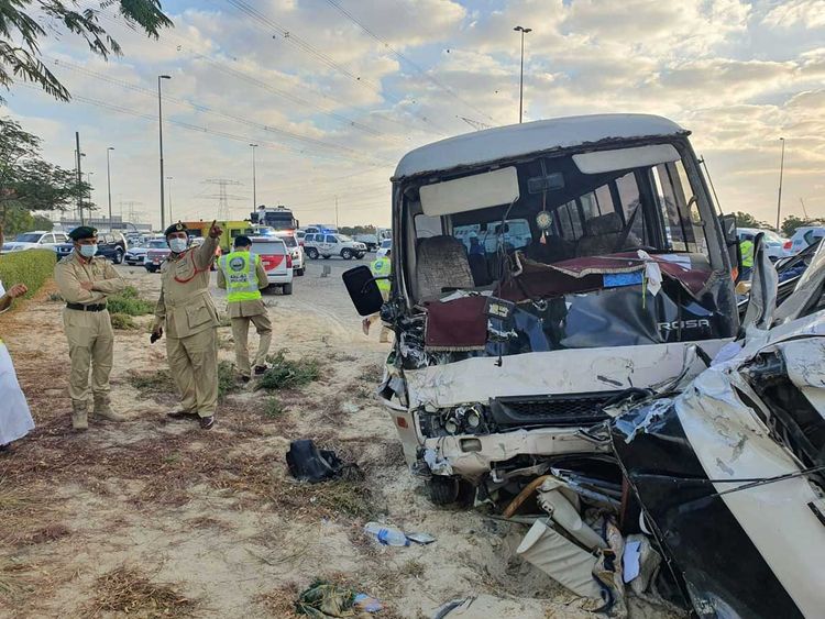 阿联酋迪拜发生严重交通事故 致2人死亡10人受伤