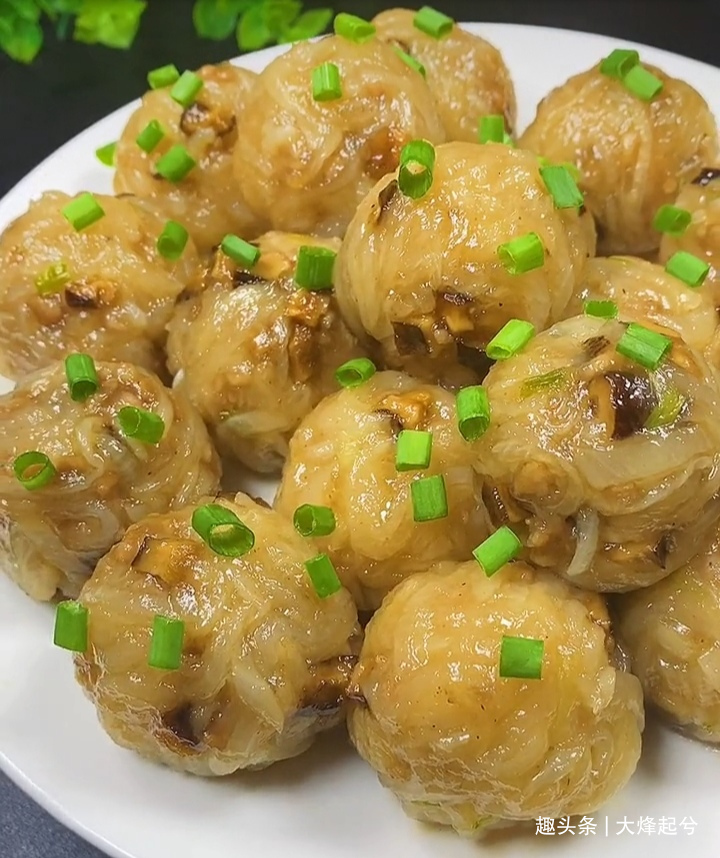 假期里，做道丸子，Q弹软糯，鲜甜美味，挑食的孩子也爱吃