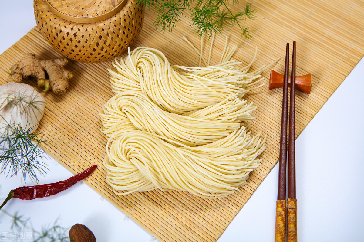 哪些常见食物,容易加重便秘?看完劝你管住嘴,不要多吃