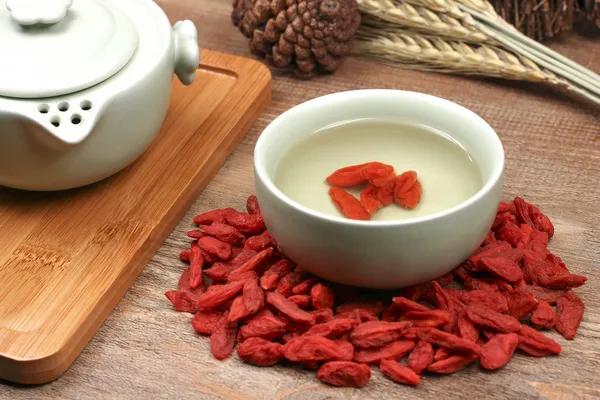 吃哪些食物对眼睛好?