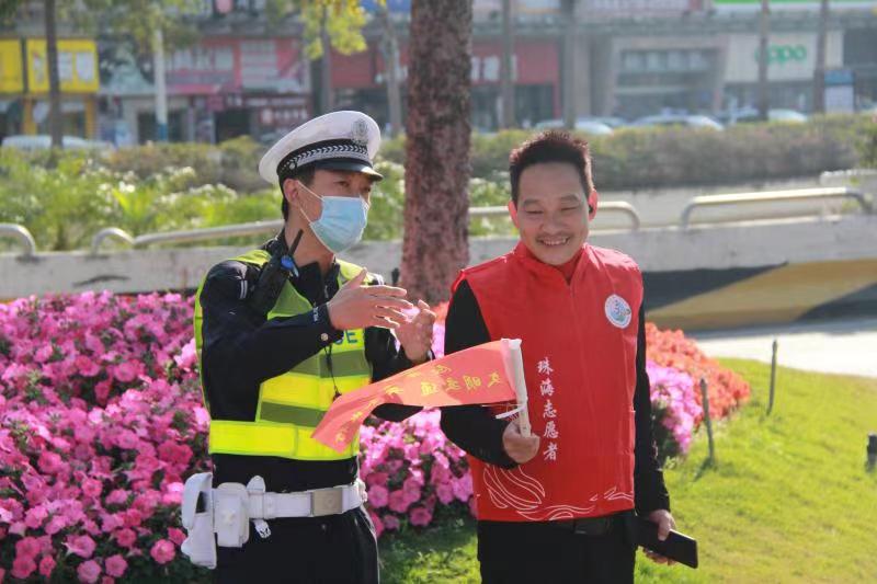 珠海开展文明交通整治行动:轻微违法要当场发朋友圈认错