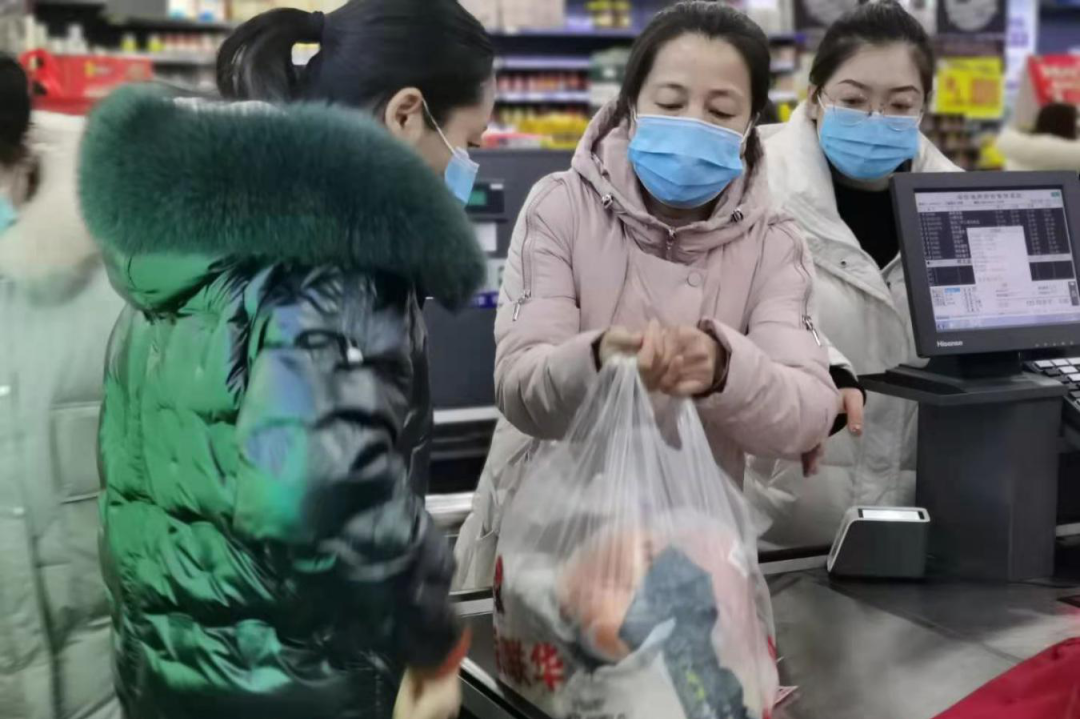 如松街道:让居家隔离有力度更有温度
