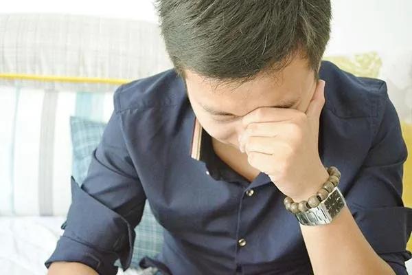 俗话说“酒为百药长”,活血化瘀,每天喝1两酒,身体会获益吗?