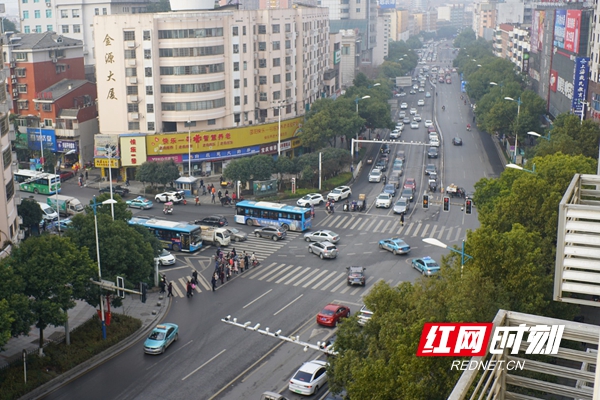 邵阳交警努力打造春运城区“智能快速交通”