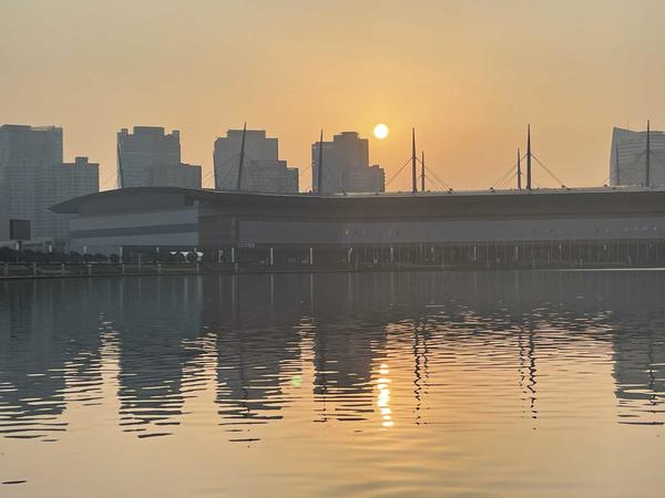 冷空气把春节天气“一切两半”未来几天我省降温明显、冷风较多