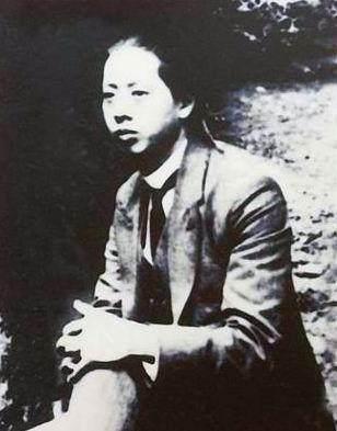 毛泽东:身无分文,游历五县、行程近千里,他是怎么做到的?