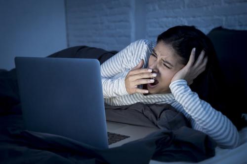 熬夜=晚睡吗?熬夜是这样损伤你五脏六腑的