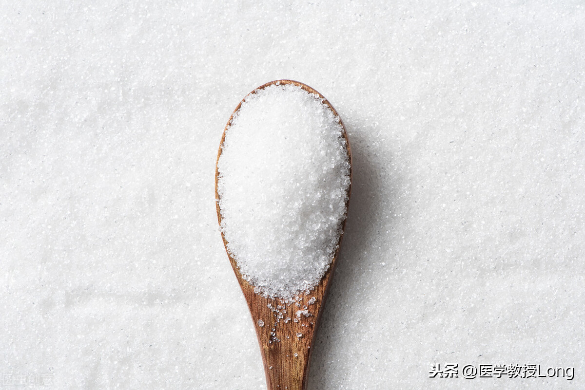 肝不好的人,饮食中“少吃三白、多食四绿”,肝脏可能逐渐变好