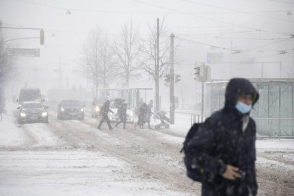 赫尔辛基遭遇风雪天气