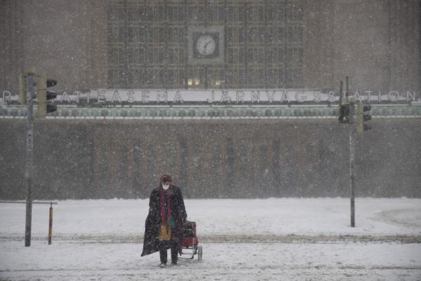 赫尔辛基遭遇风雪天气