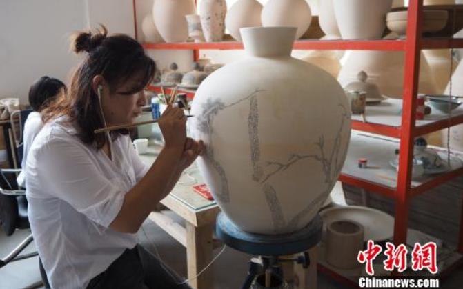 中华文化如何走出去?代表委员聚焦“陶瓷文化”
