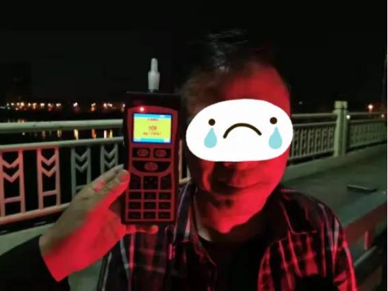 整治交通违法,交警蜀黍不含糊