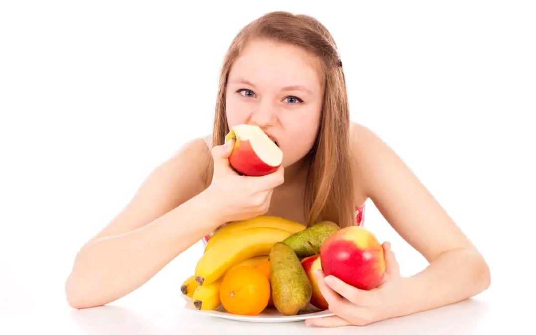 给胃不舒服的人提个醒：3种水果尽量别碰，饮食上请记好3个原则