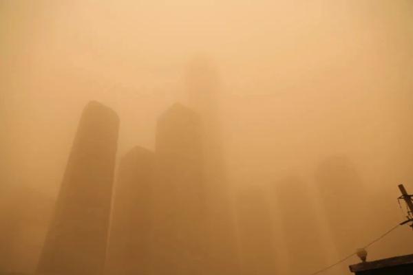 沙尘天气边缘下午就要抵达！上海不会“遮天蔽日”