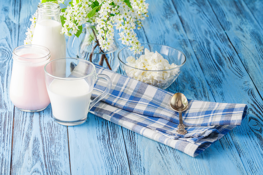 喝酸奶也要注意时间，每天这个时间点喝酸奶，更有利于肠道健康