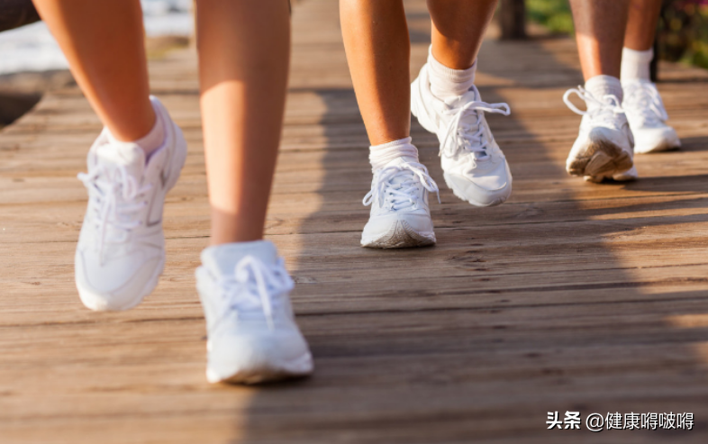 女人,35岁后,对抗衰老,少做一事,坚持二养,做好三相伴