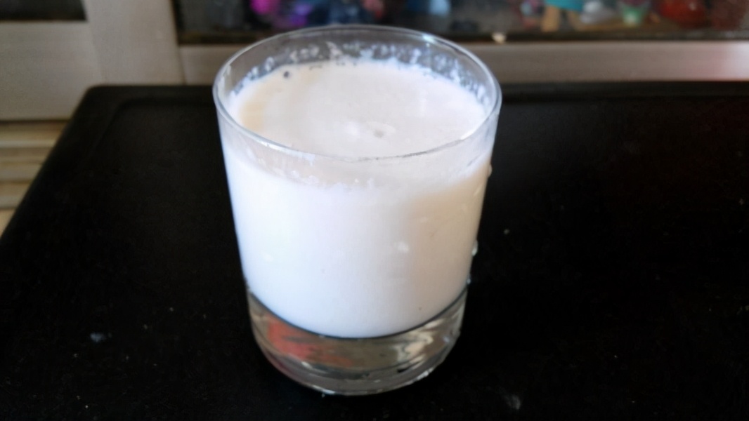 糖尿病人群喝牛奶还是豆浆?哪种饮品能降血糖?一种情况要警惕
