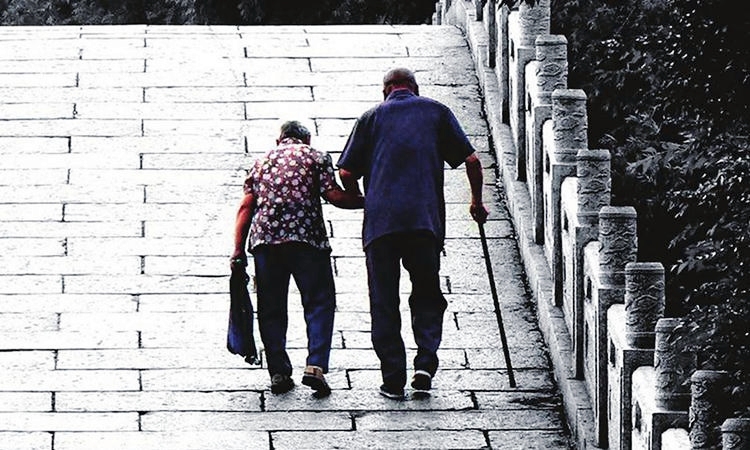 腰痛,转侧不利,中医如何辨"痛"治腰?