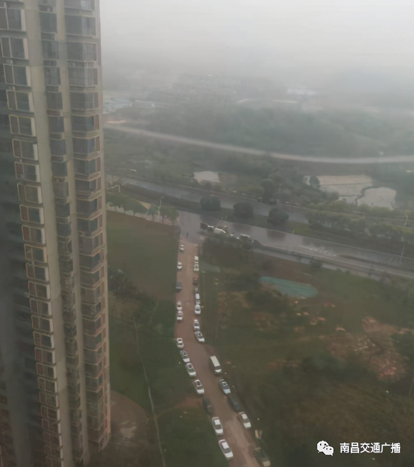 南昌下冰雹了!鸡蛋这么大!接下来天气……