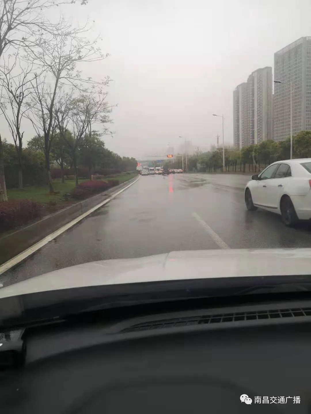 南昌下冰雹了!鸡蛋这么大!接下来天气……