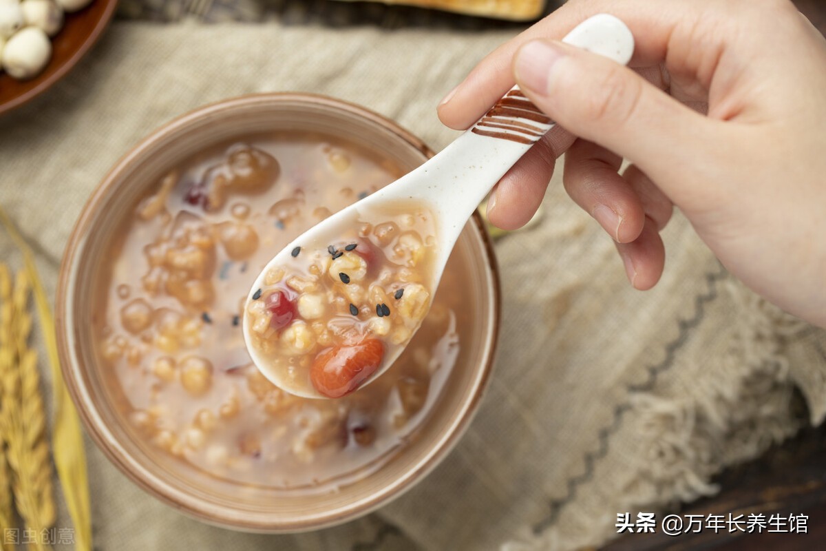 老年人饮食要科学搭配,有助于延缓衰老,这4条“建议”快收好