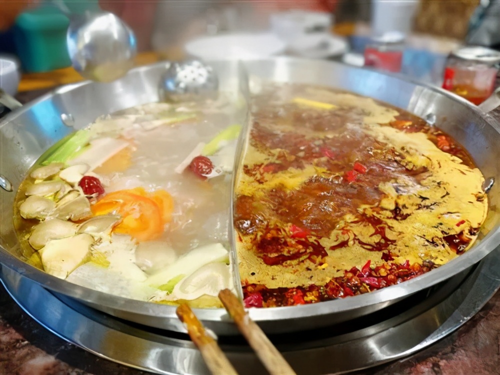 胃癌是“吃”出来的,三类常见食物,加速胃病变,尽量少碰