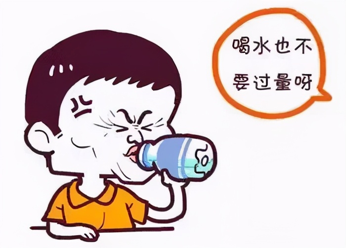 喝水也能危及生命?多喝水不如会喝水,保护肾脏,这样喝就对了