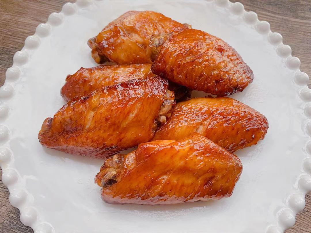 3种最好吃的鸡翅做法，外皮酥脆又鲜嫩多汁，​吃了根本停不下来