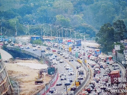 深圳：前往东部景区道路车多缓行，已实行交通管制！